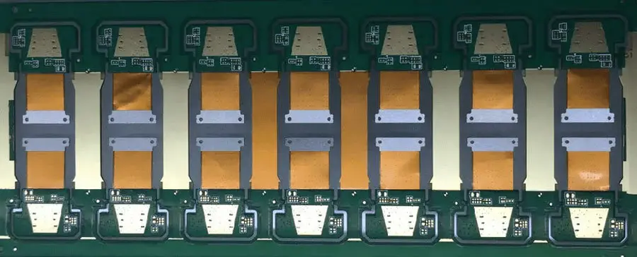Microvia PCB