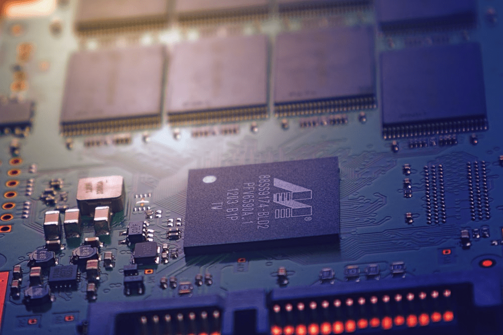 Advantages of going with High-Density Interconnect PCBs.